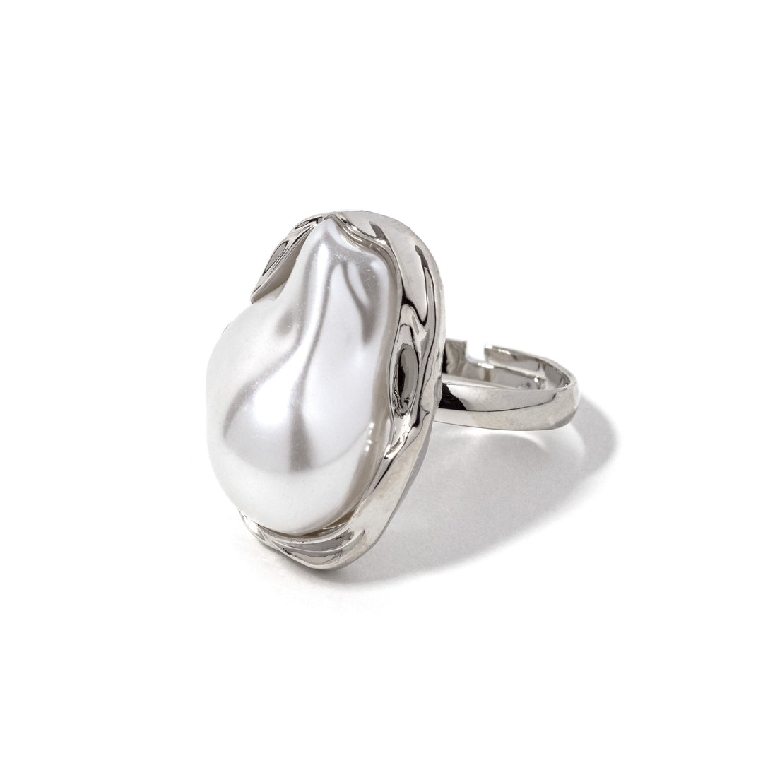Pearl Glow Ring