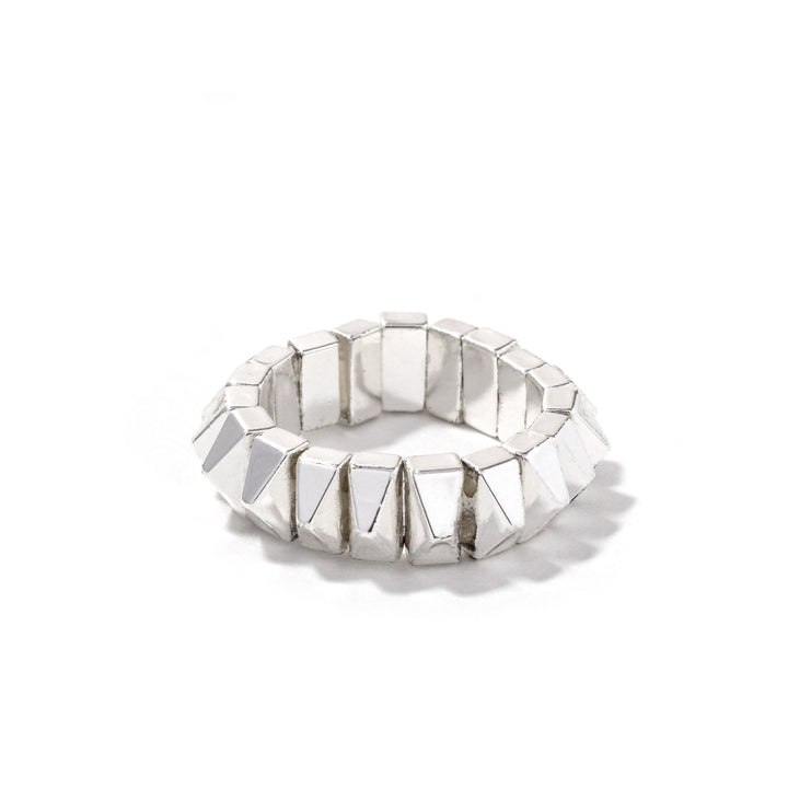 Pyramid Ring