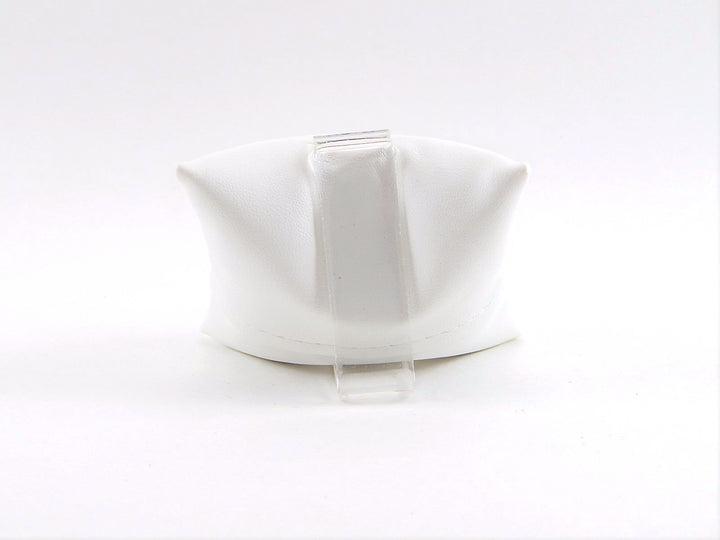 Pillow Stand
